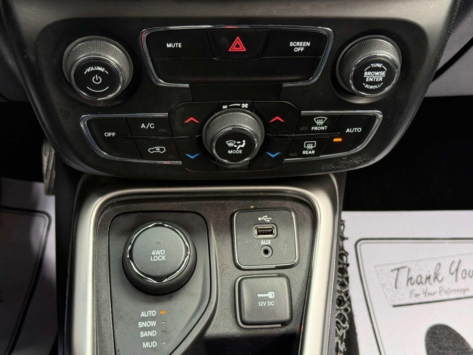 2019 Jeep Compass Latitude 4x4, 39864, Photo