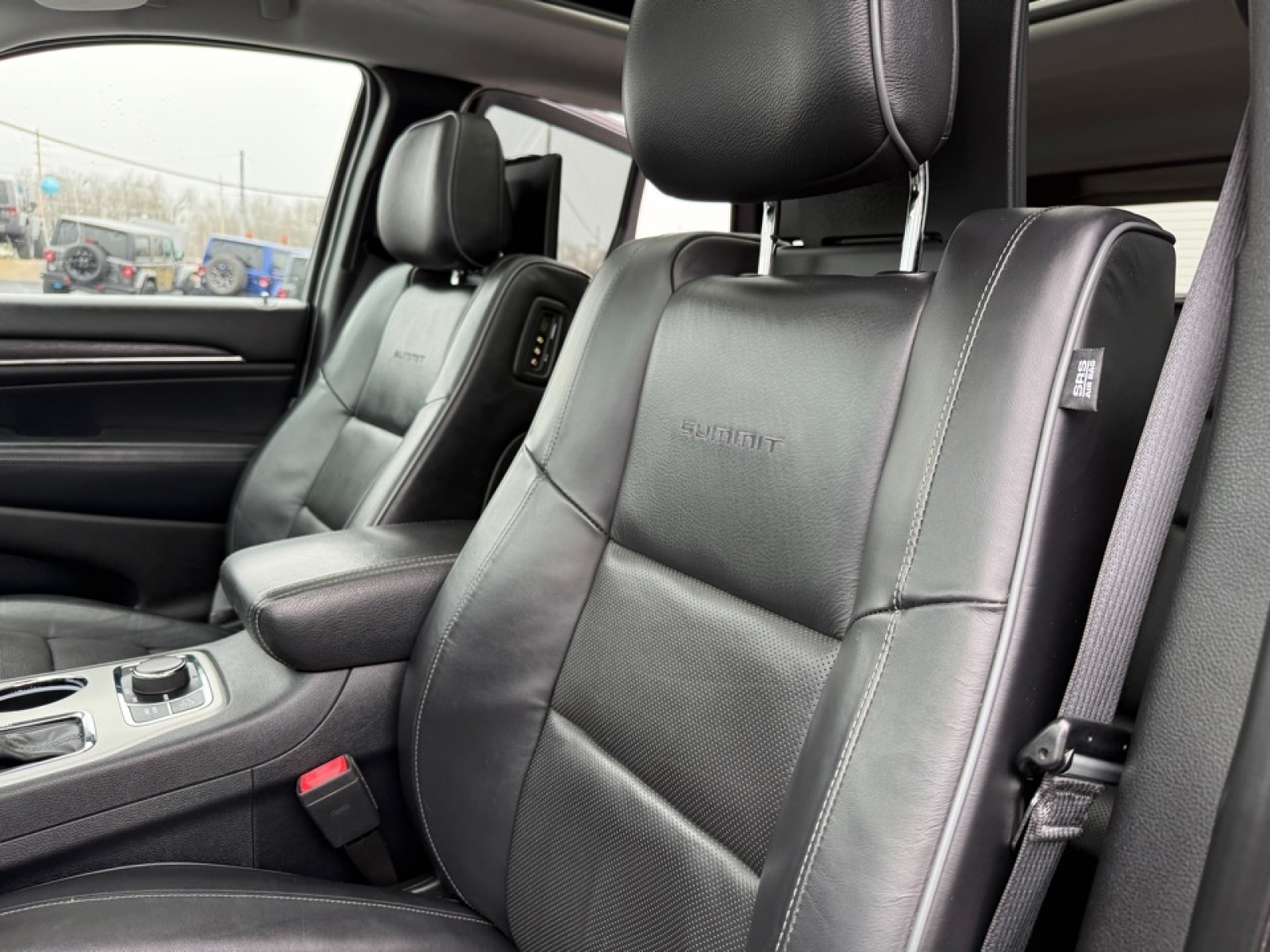 2019 Jeep Grand Cherokee Summit, 39557, Photo