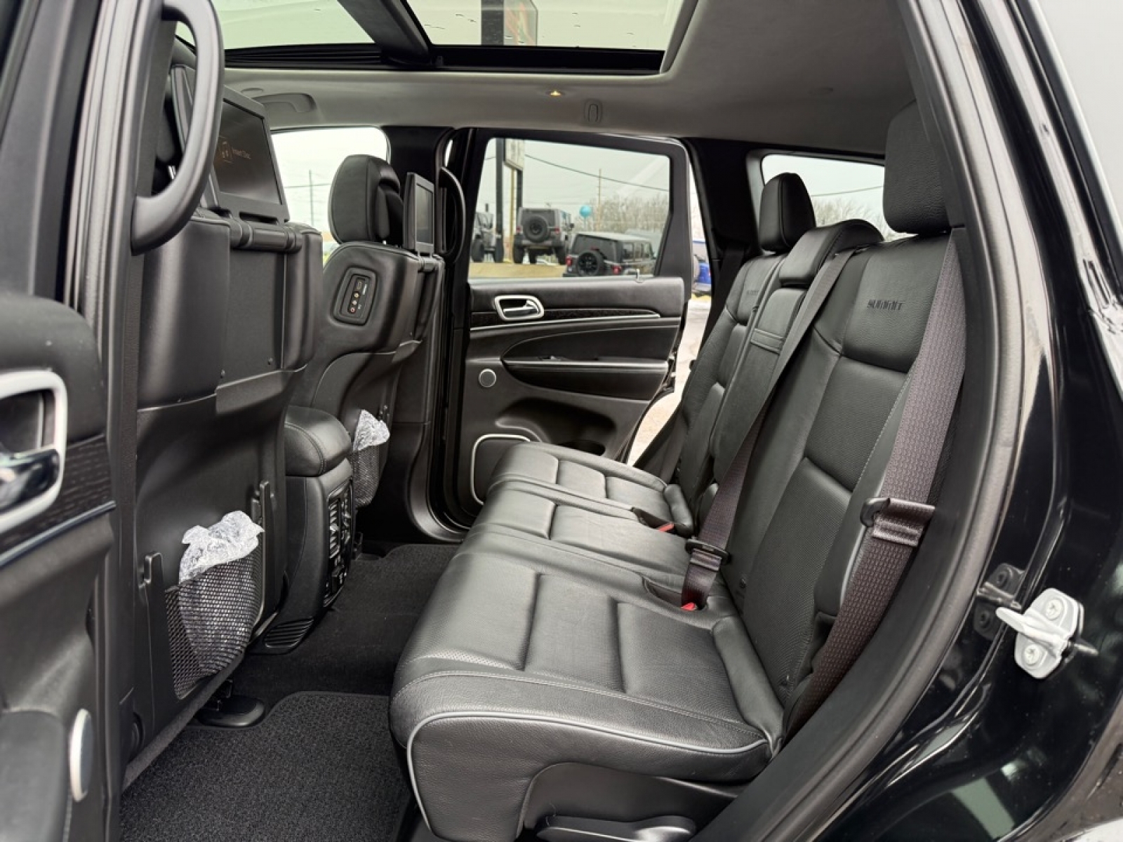 2019 Jeep Grand Cherokee Summit, 39557, Photo