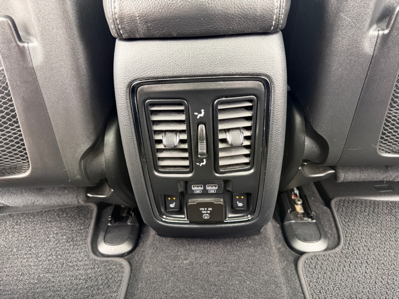 2019 Jeep Grand Cherokee Summit, 39557, Photo