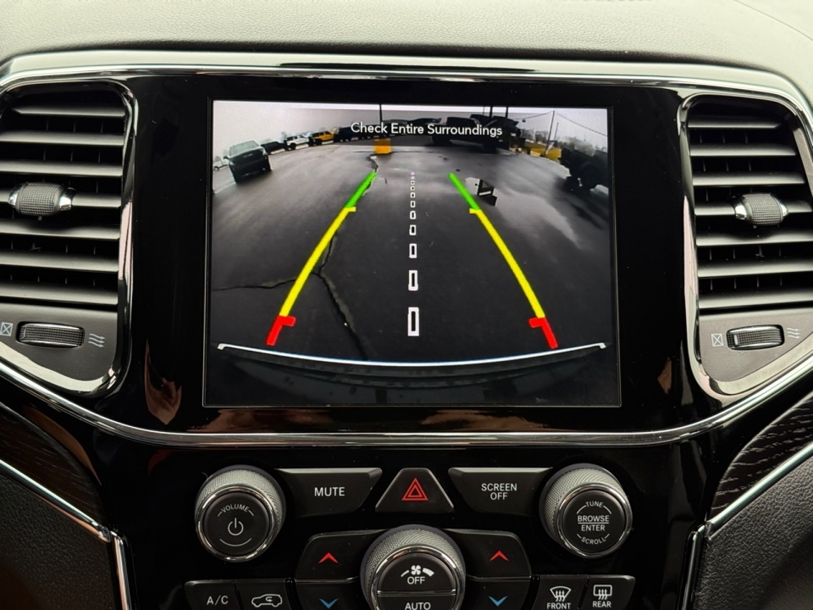 2019 Jeep Grand Cherokee Summit, 39557, Photo