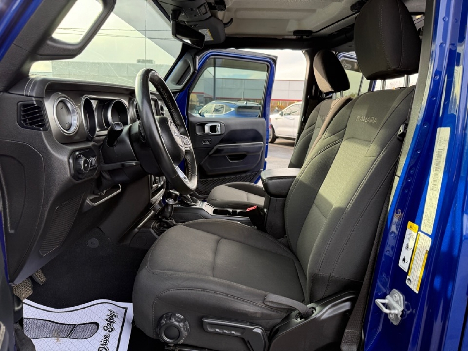 2019 Jeep Wrangler Unlimited Sahara, 37890X, Photo