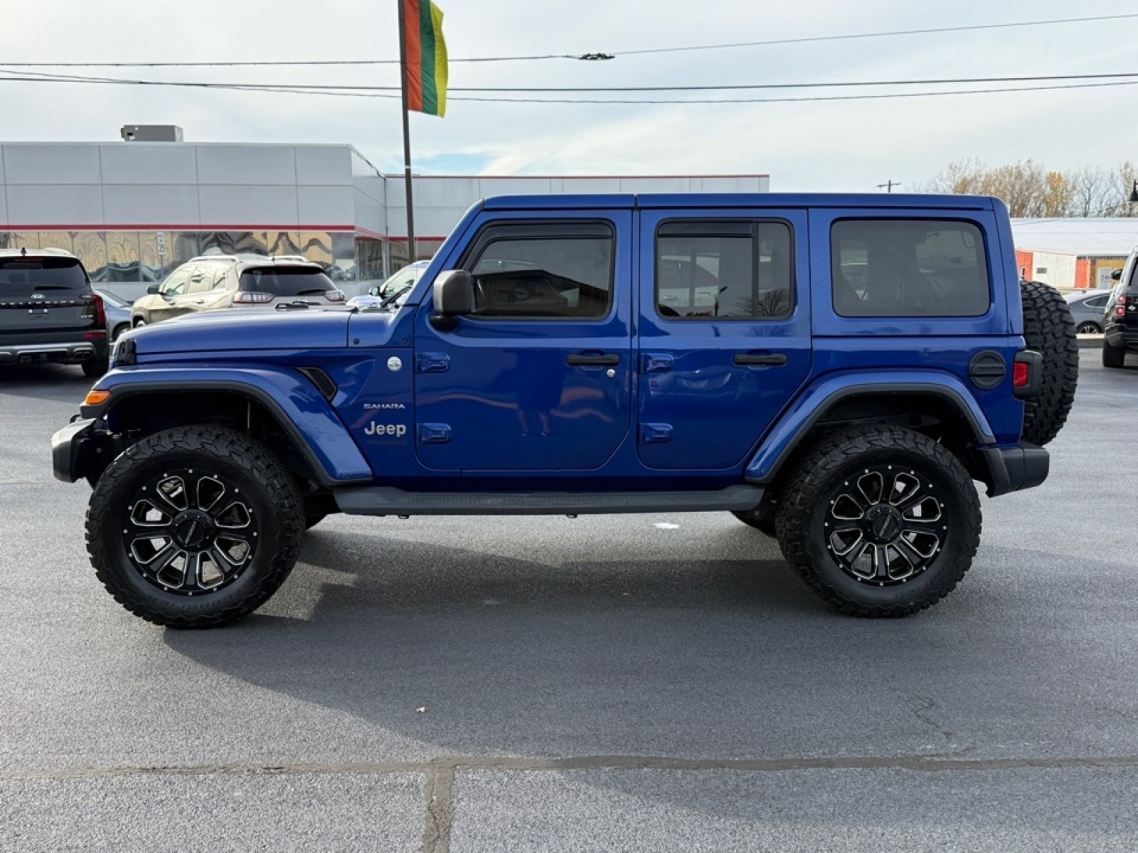 2019 Jeep Wrangler Unlimited Sahara, 37890X, Photo