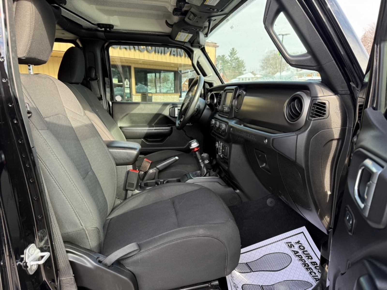 2019 Jeep Wrangler Unlimited Sport, 39231, Photo