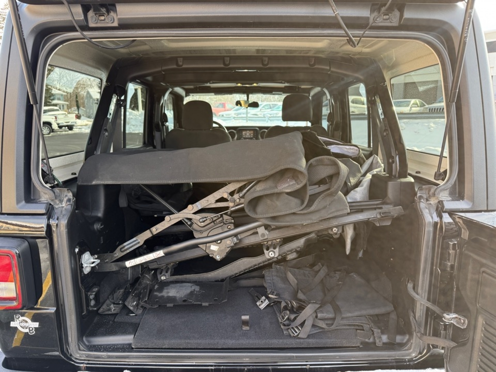 2019 Jeep Wrangler Unlimited Sport, 39231, Photo