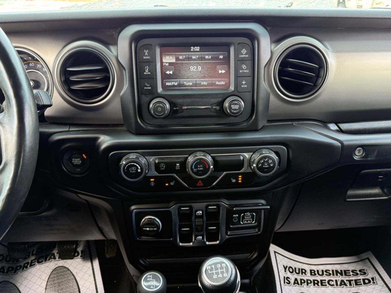 2019 Jeep Wrangler Unlimited Sport, 39231, Photo