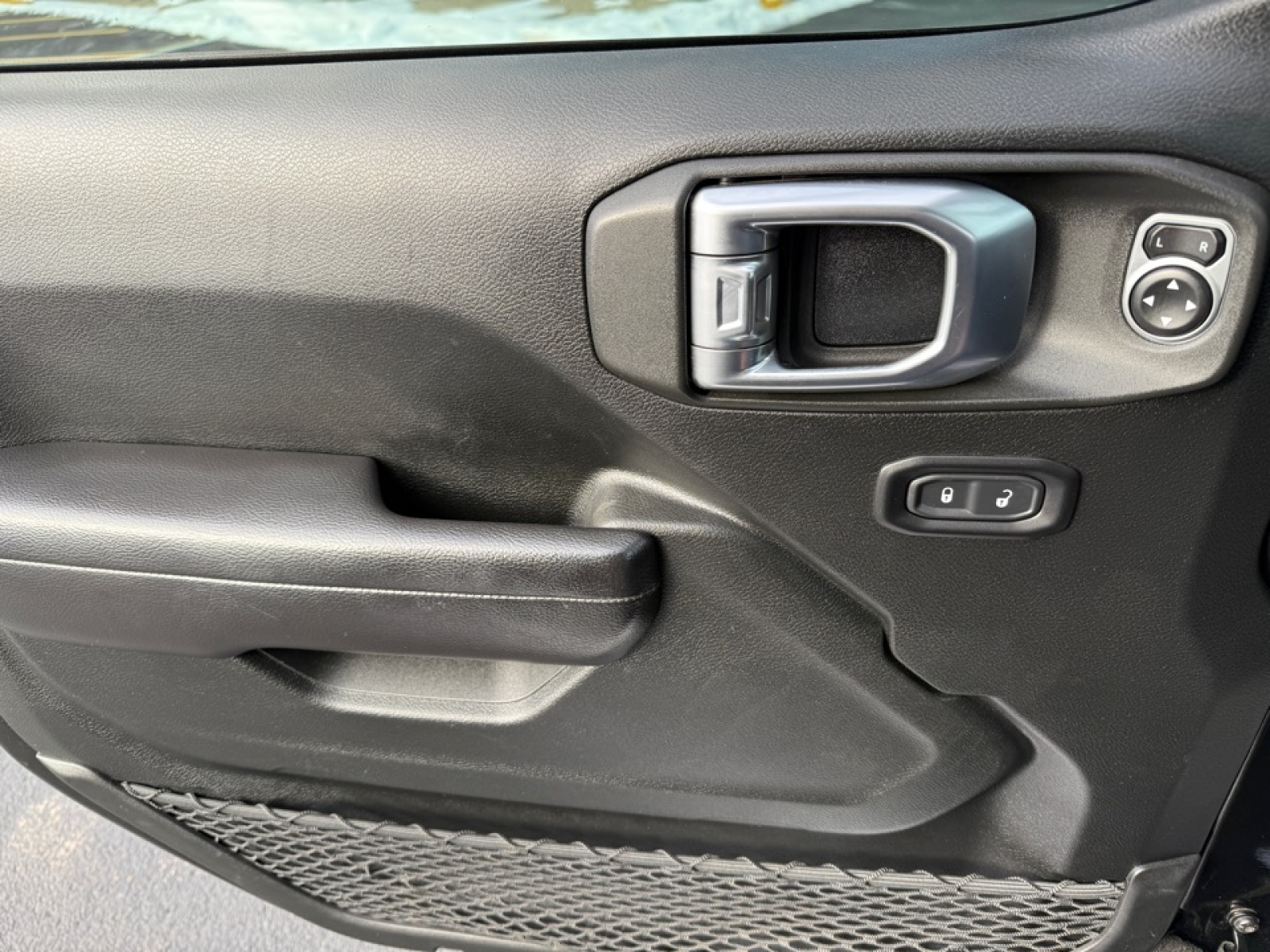 2019 Jeep Wrangler Unlimited Sport, 39231, Photo