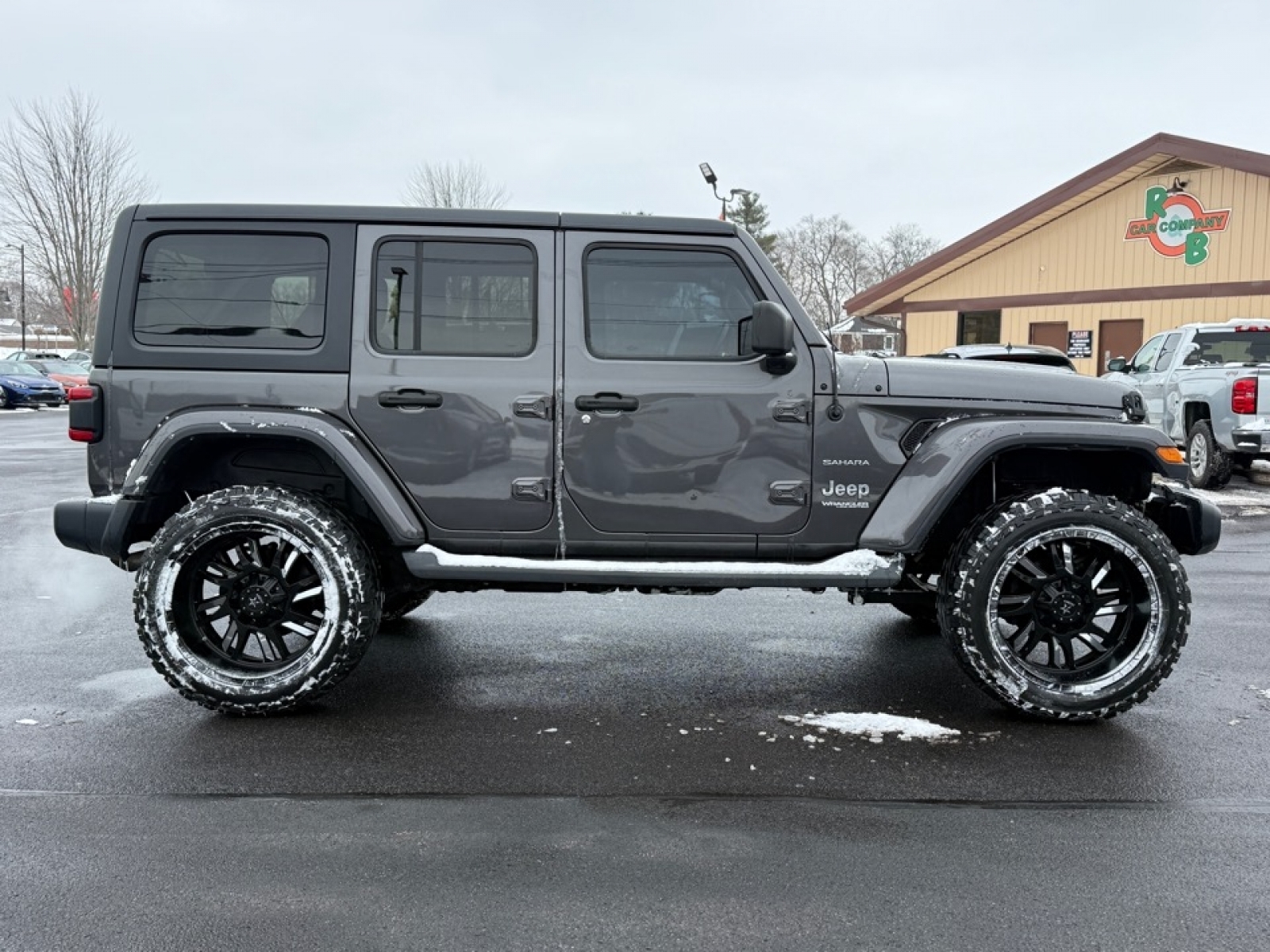 2019 Jeep Wrangler Unlimited Sahara 4x4, 39373, Photo