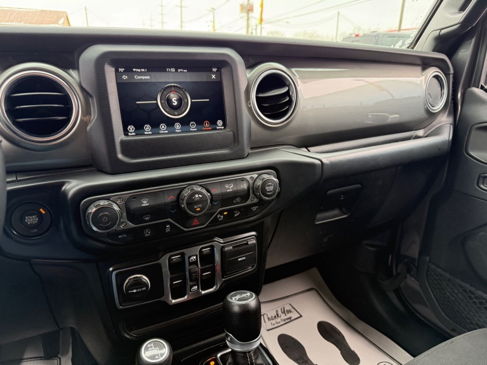 2019 Jeep Wrangler Unlimited Sahara 4x4, 39373, Photo
