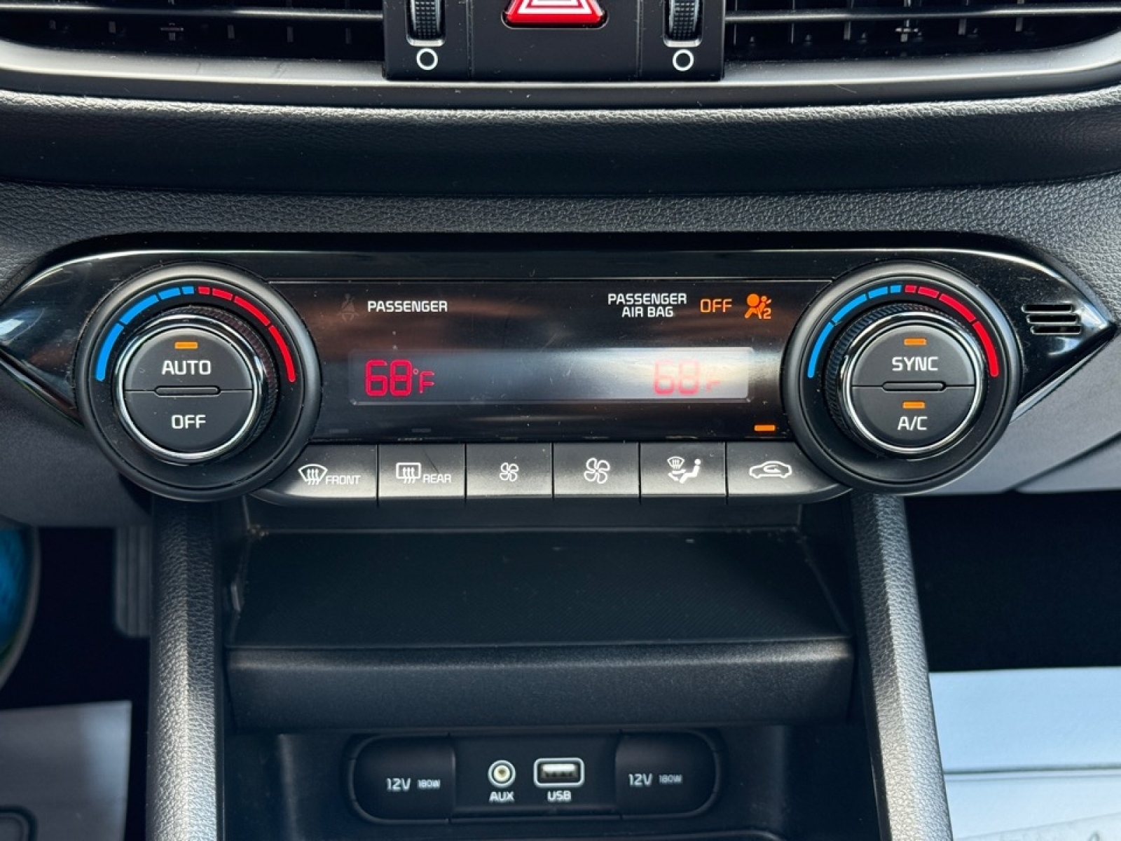 2019 Kia Forte LXS, 38493, Photo