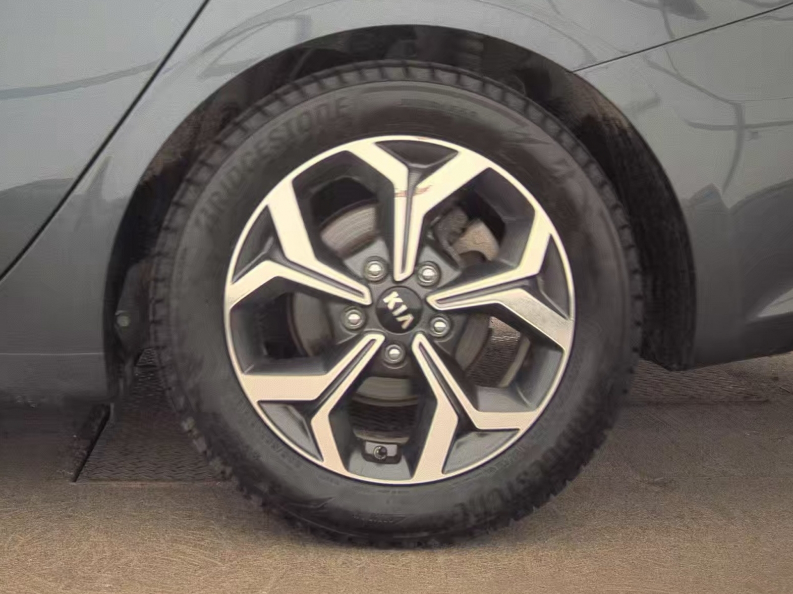 2019 Kia Forte LXS, 39906, Photo