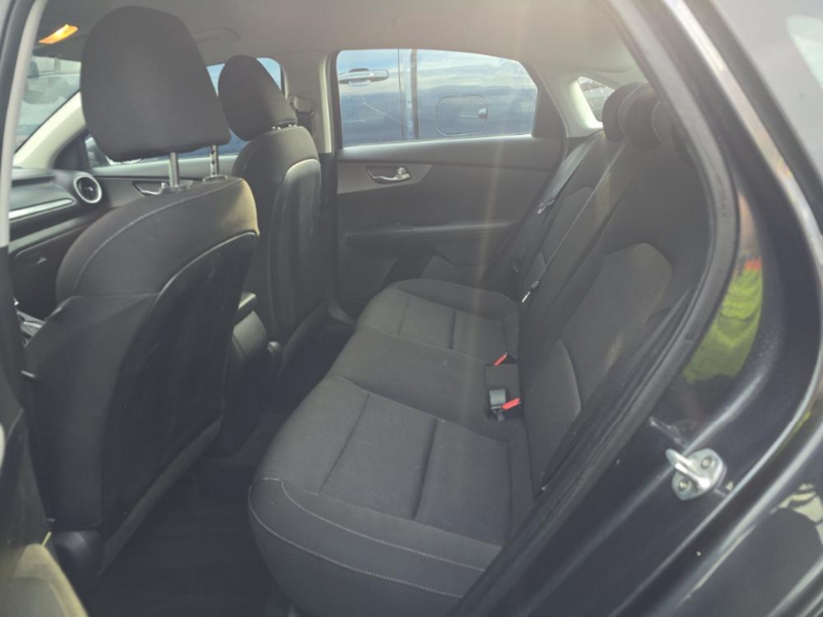 2019 Kia Forte LXS, 39906, Photo