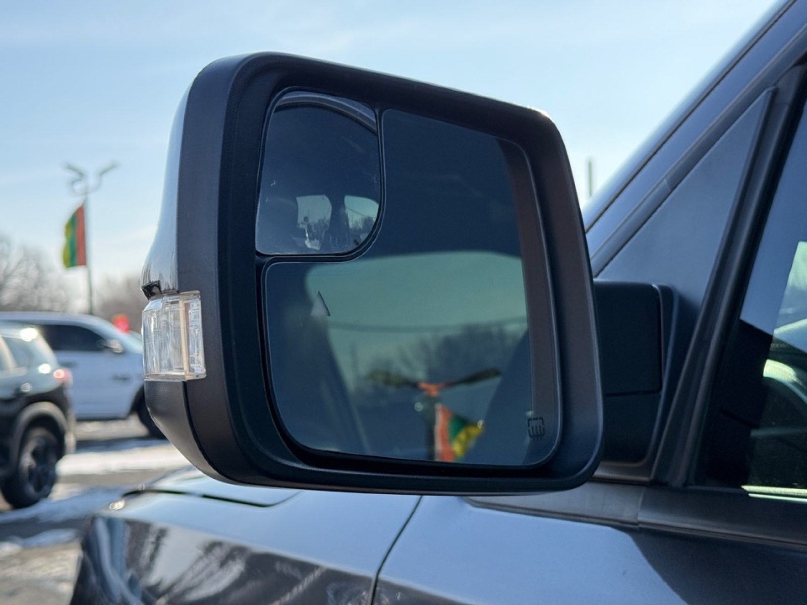 2019 Ram 1500 Laramie Crew Cab 4x4 5'7