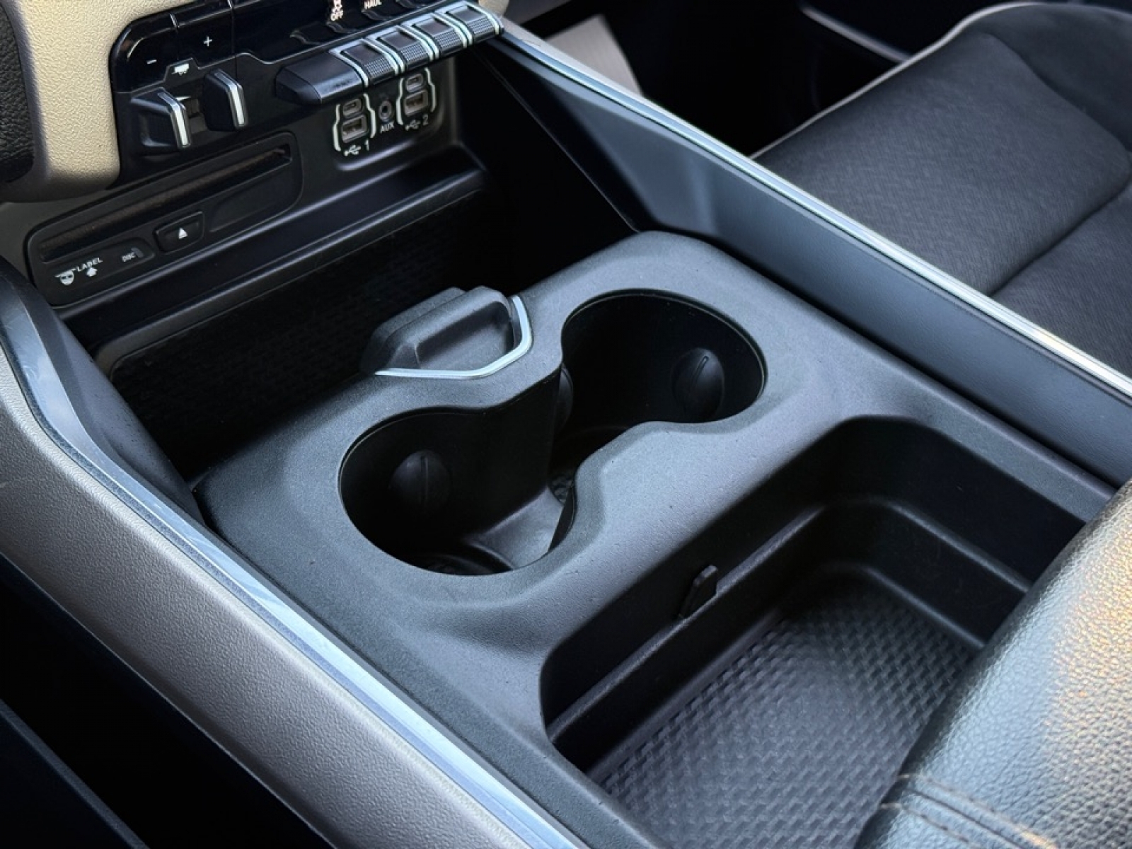 2019 Ram 1500 Laramie Crew Cab 4x4 5'7