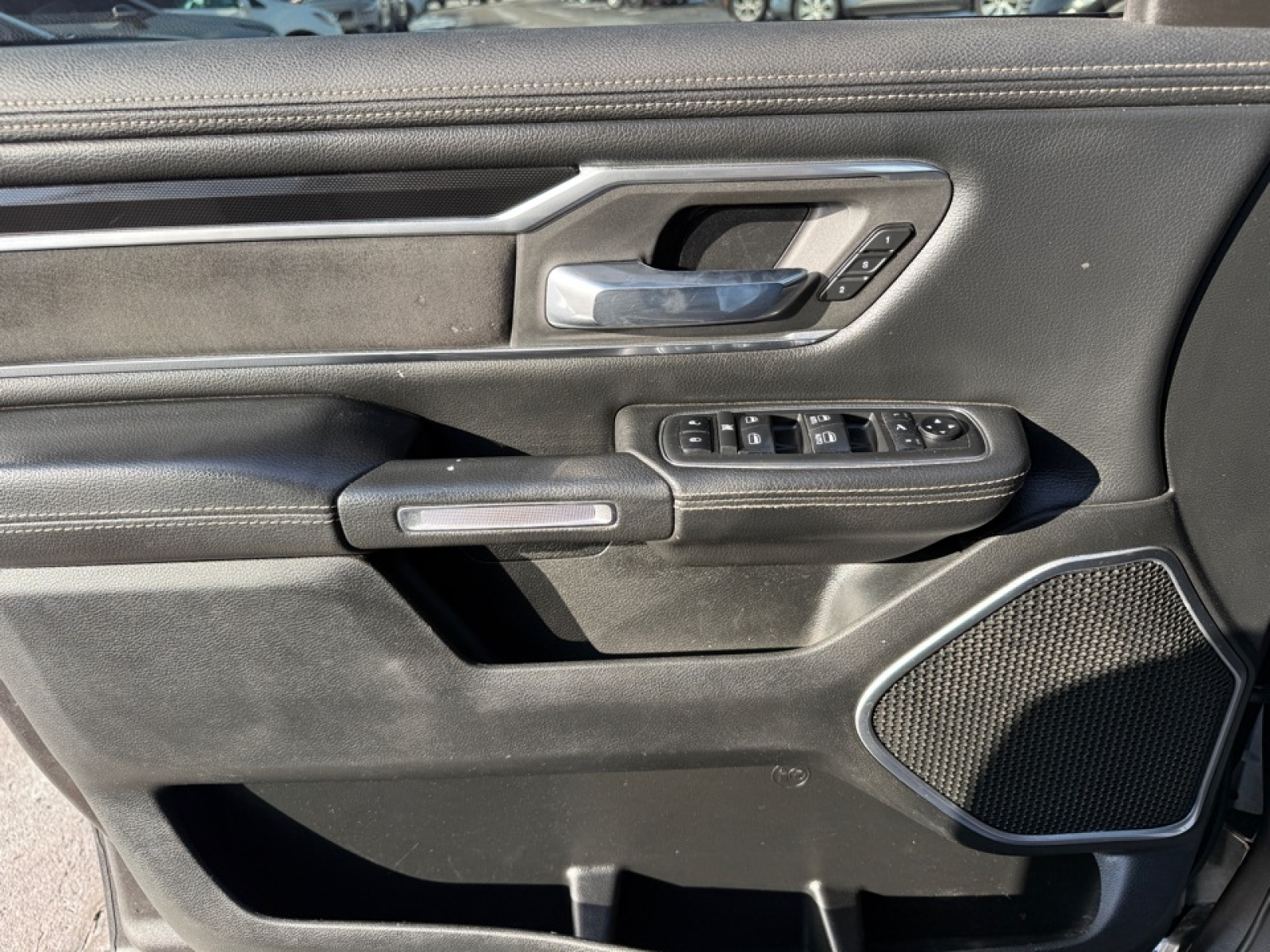 2019 Ram 1500 Laramie Crew Cab 4x4 5'7