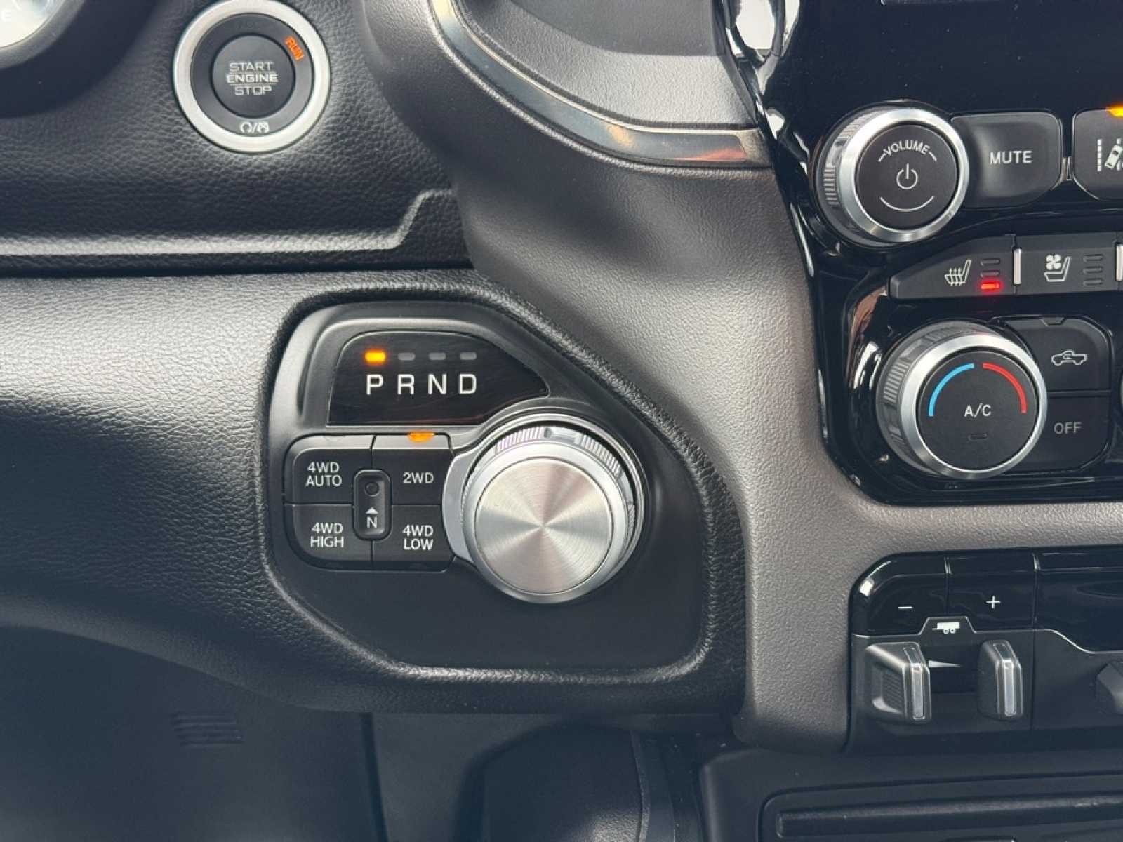 2019 Ram 1500 Rebel, 39160, Photo