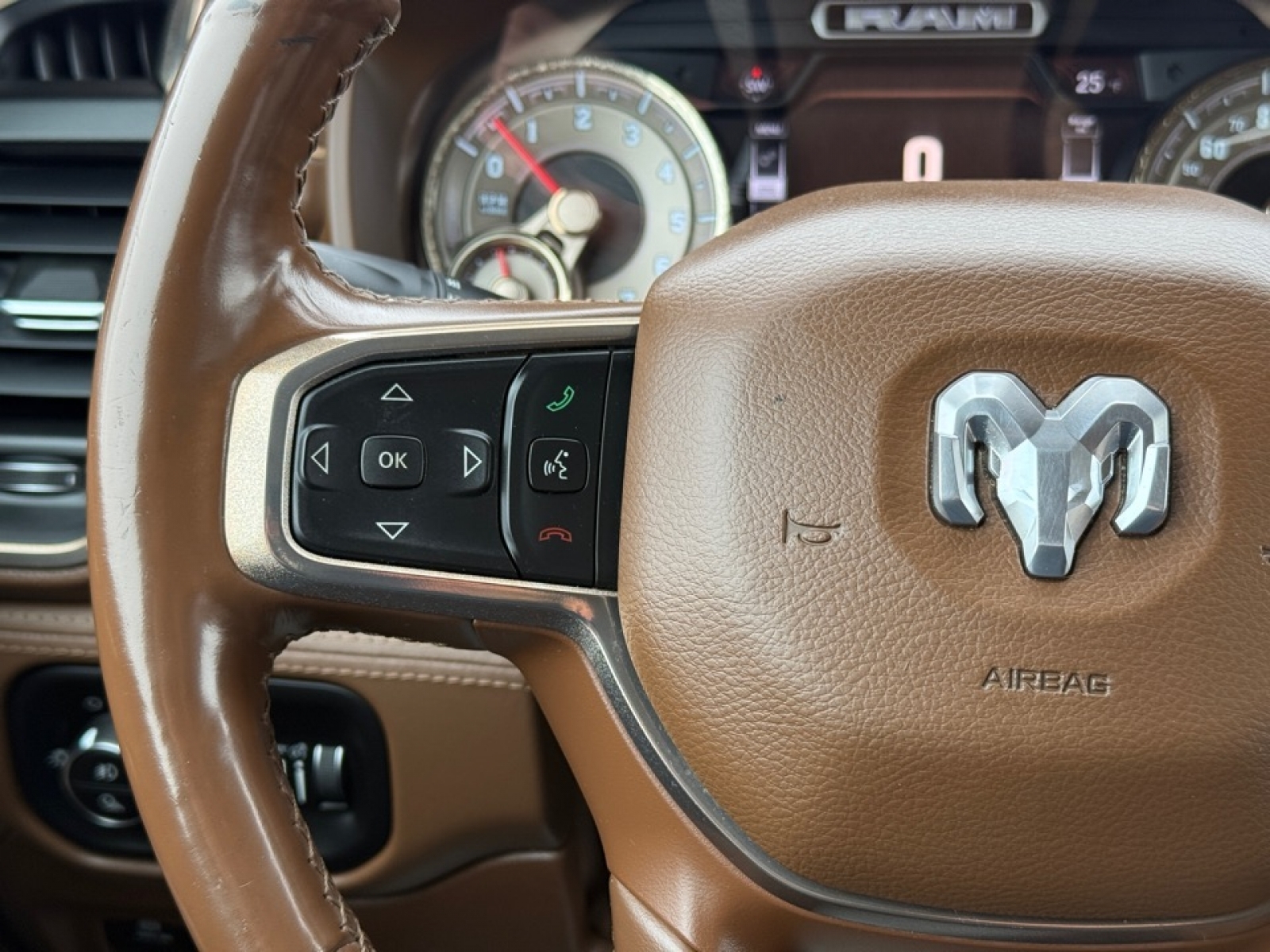 2019 Ram 1500 Laramie Longhorn, 39216, Photo