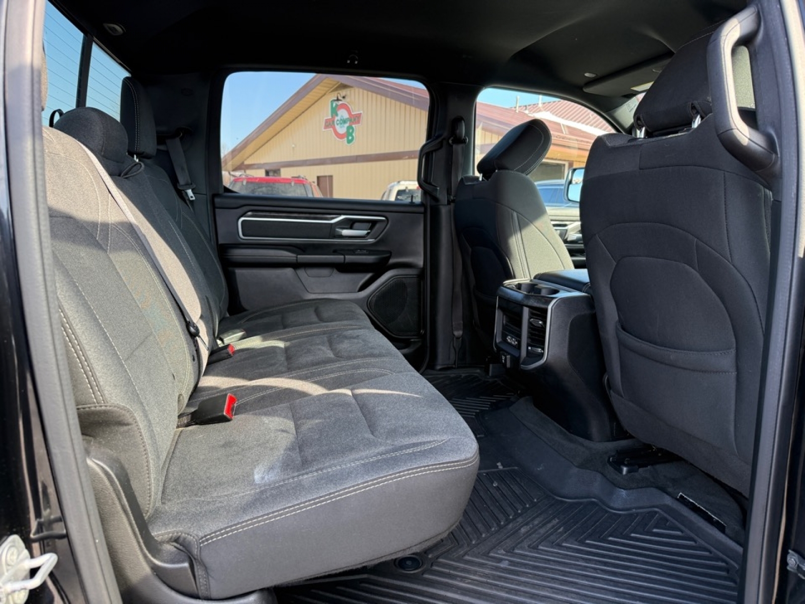 2019 Ram 1500 Big Horn/Lone Star Crew Cab 4x4 5'7