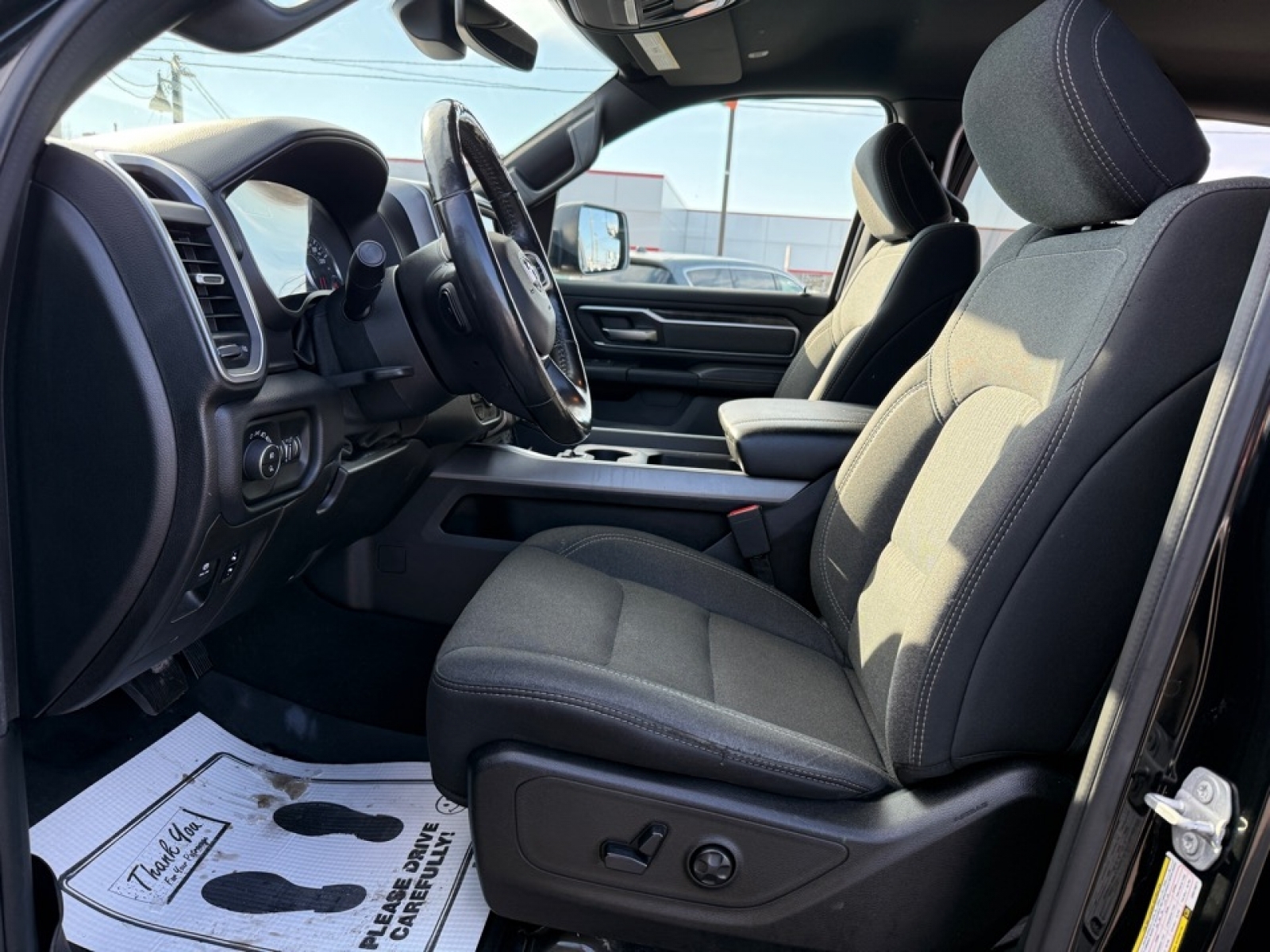 2019 Ram 1500 Big Horn/Lone Star Crew Cab 4x4 5'7