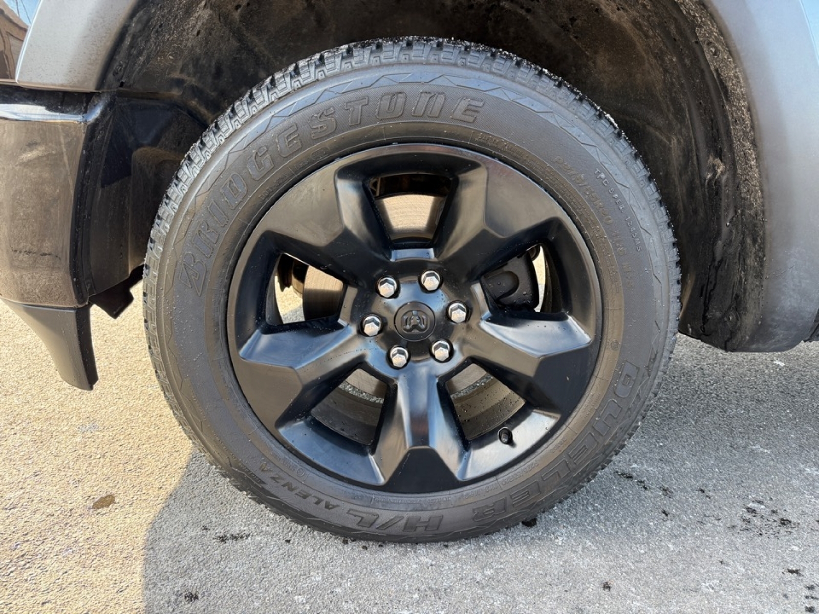 2019 Ram 1500 Big Horn/Lone Star Crew Cab 4x4 5'7