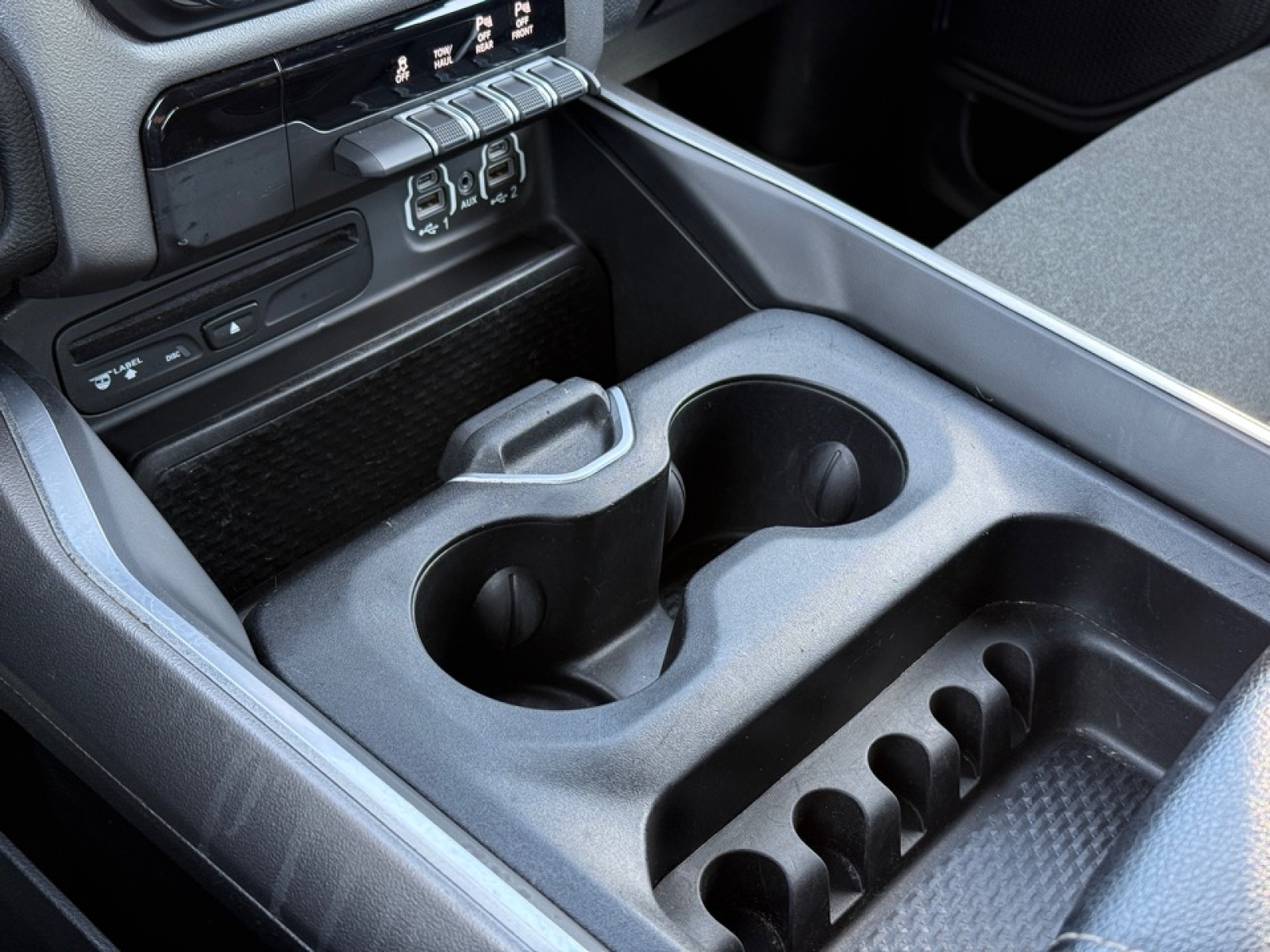 2019 Ram 1500 Big Horn/Lone Star Crew Cab 4x4 5'7