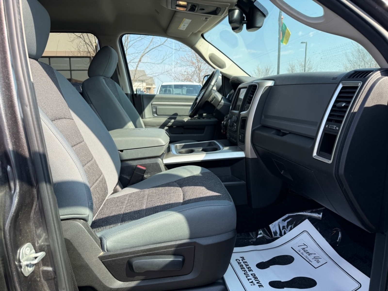 2019 Ram 1500 Classic SLT, 39307, Photo