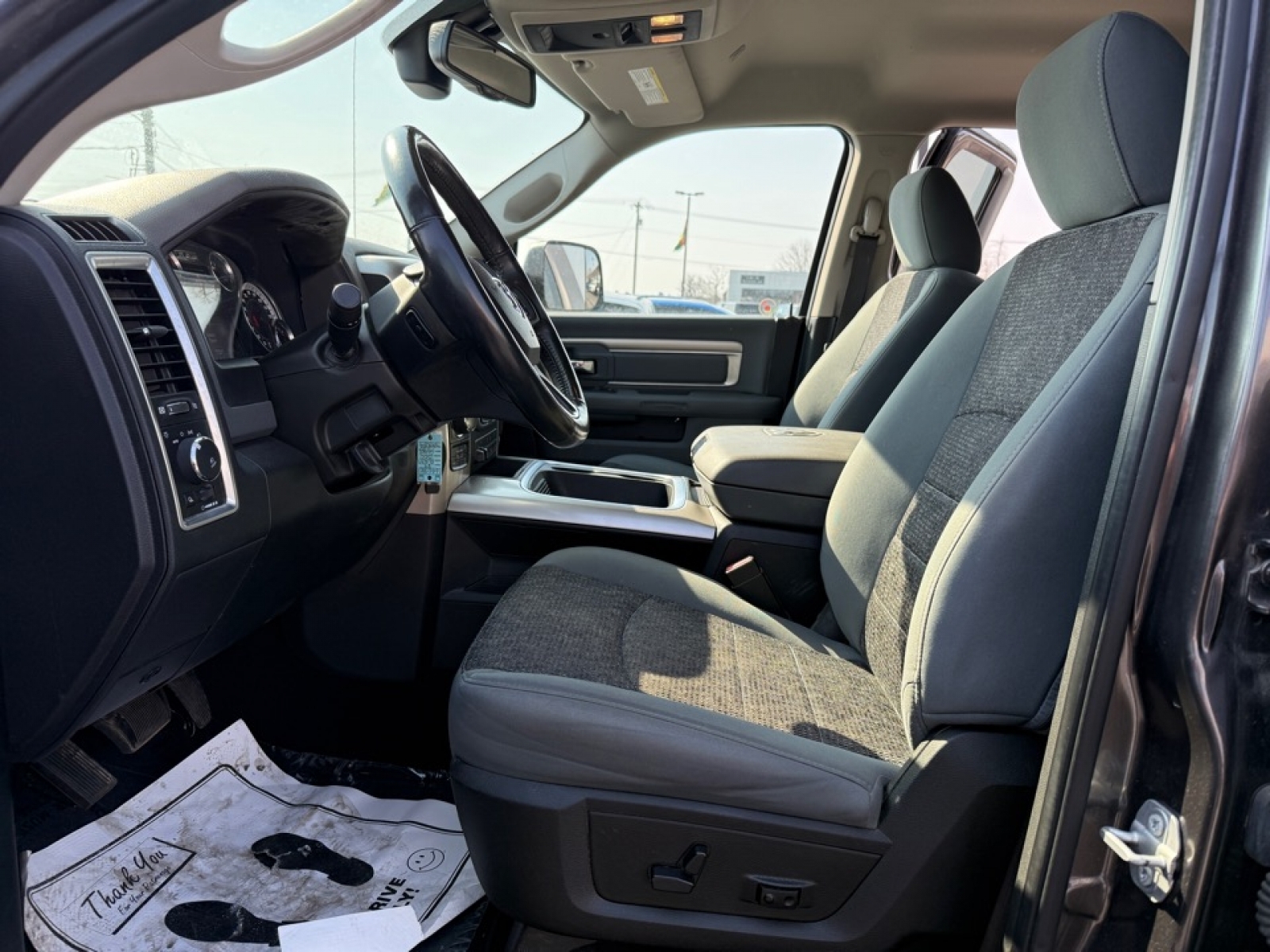 2019 Ram 1500 Classic SLT, 39307, Photo