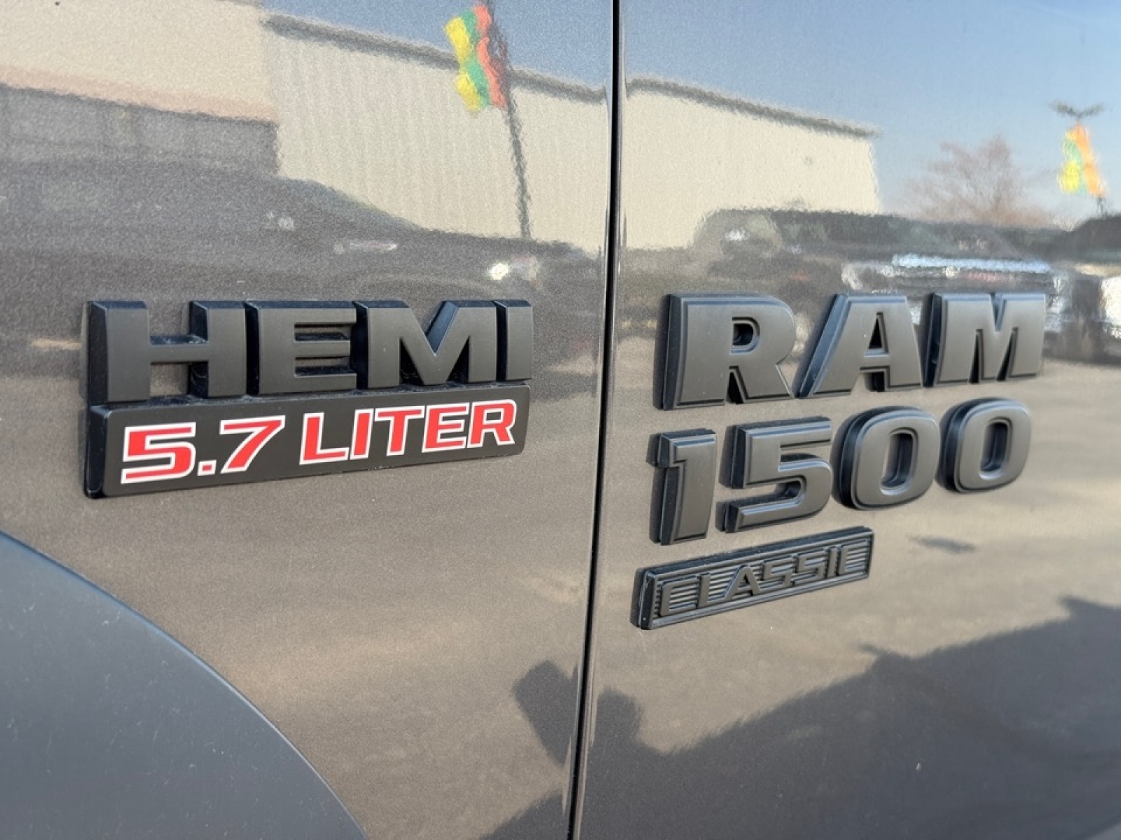 2019 Ram 1500 Classic SLT, 39307, Photo