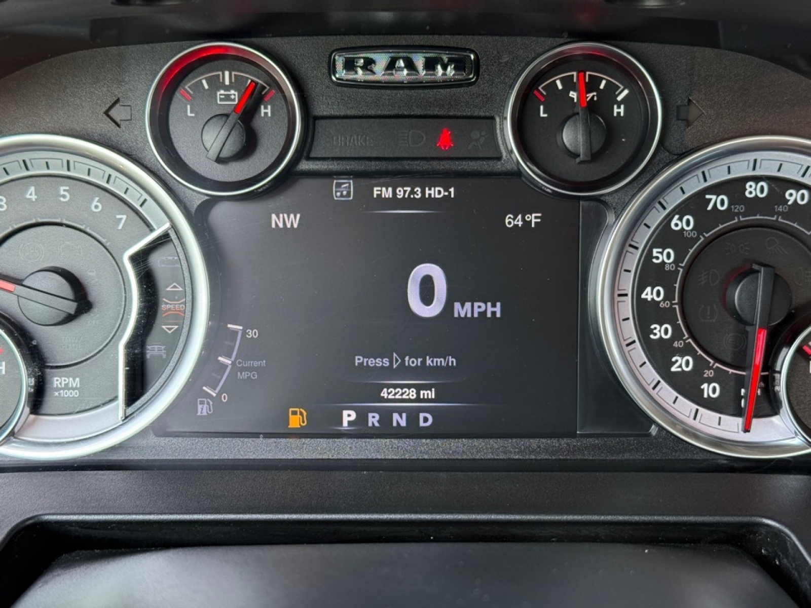 2019 Ram 1500 Classic SLT, 39307, Photo