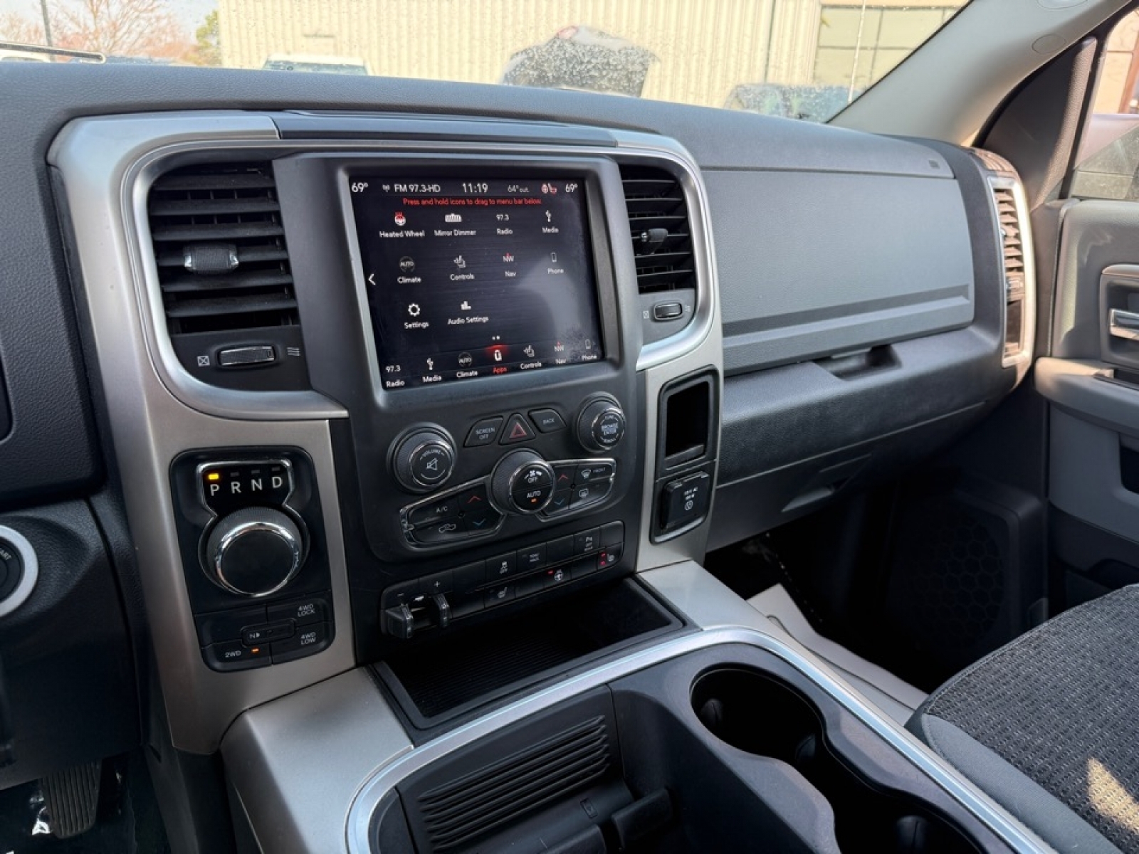 2019 Ram 1500 Classic SLT, 39307, Photo