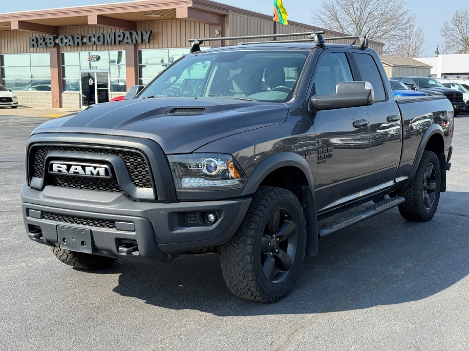 2019 Ram 1500 Classic SLT, 39307, Photo