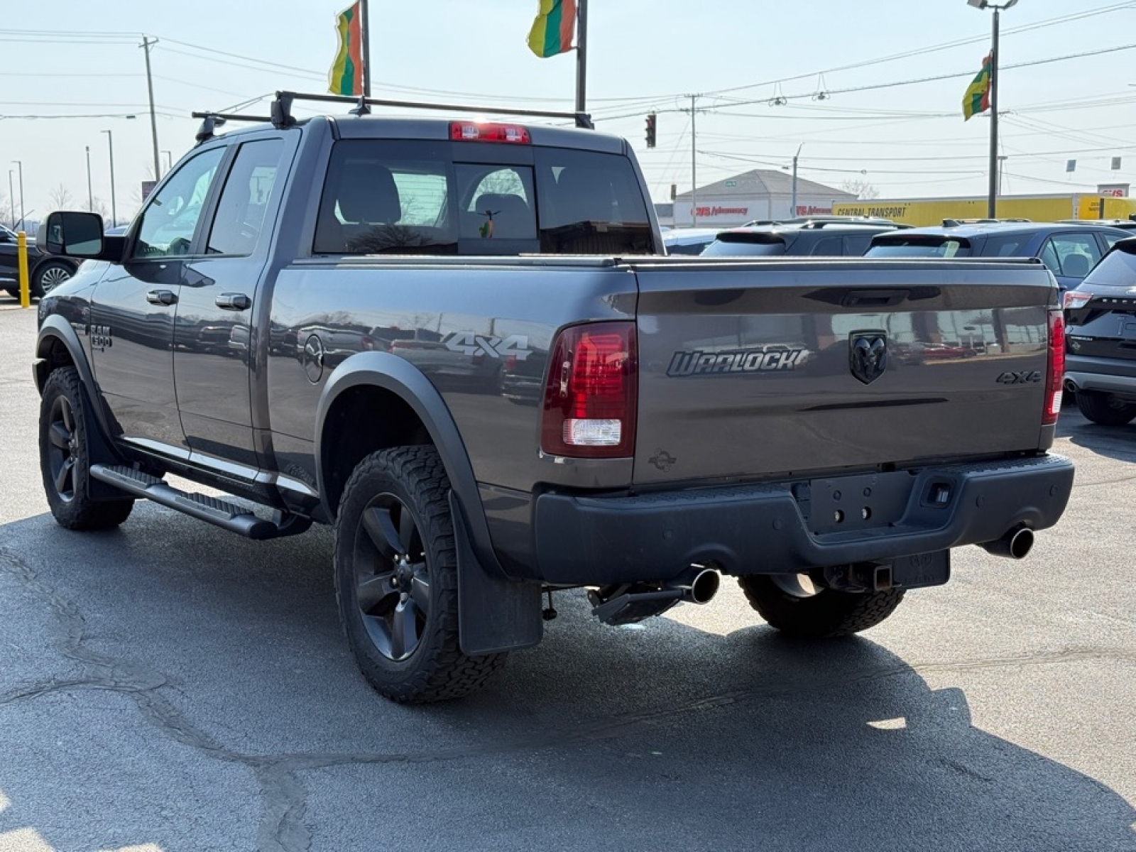 2019 Ram 1500 Classic SLT, 39307, Photo