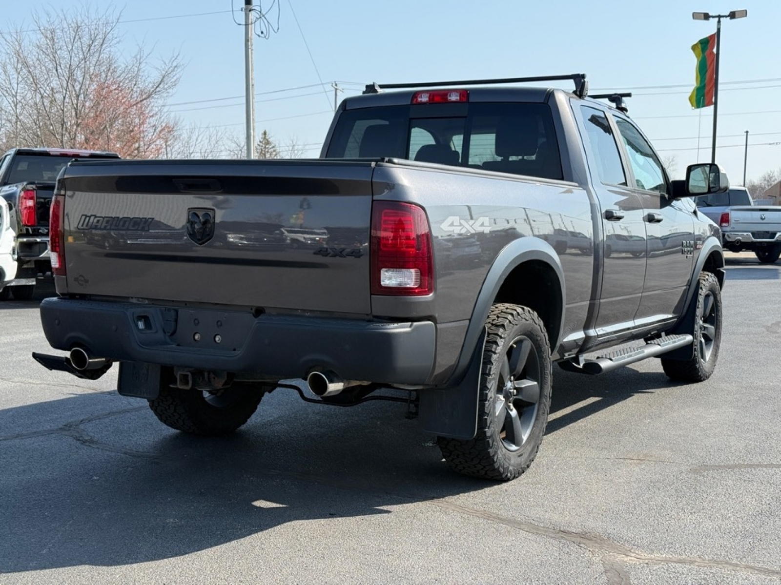 2019 Ram 1500 Classic SLT, 39307, Photo
