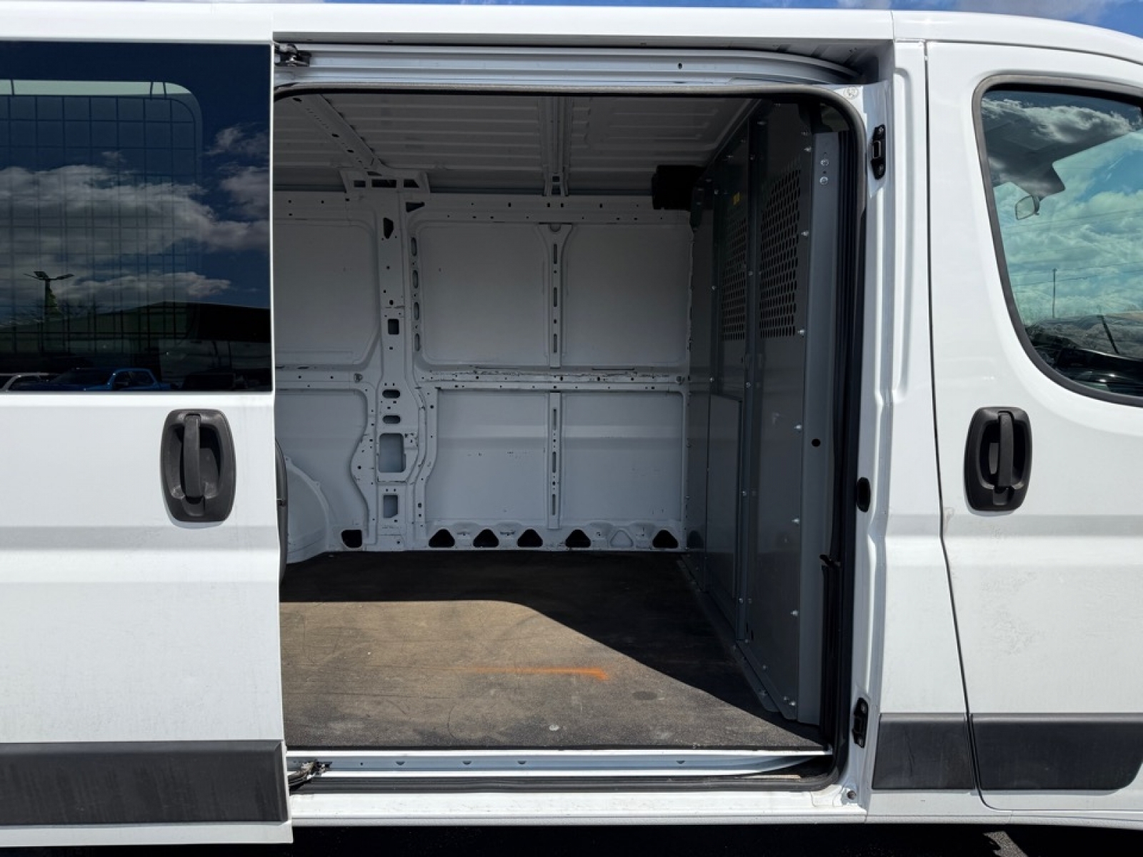 2019 Ram ProMaster 1500 Cargo Van Low Roof 136