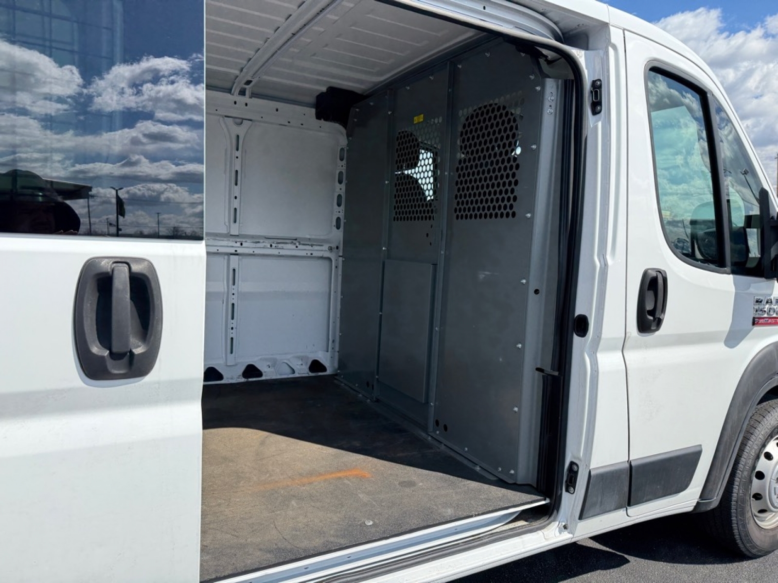 2019 Ram ProMaster 1500 Cargo Van Low Roof 136