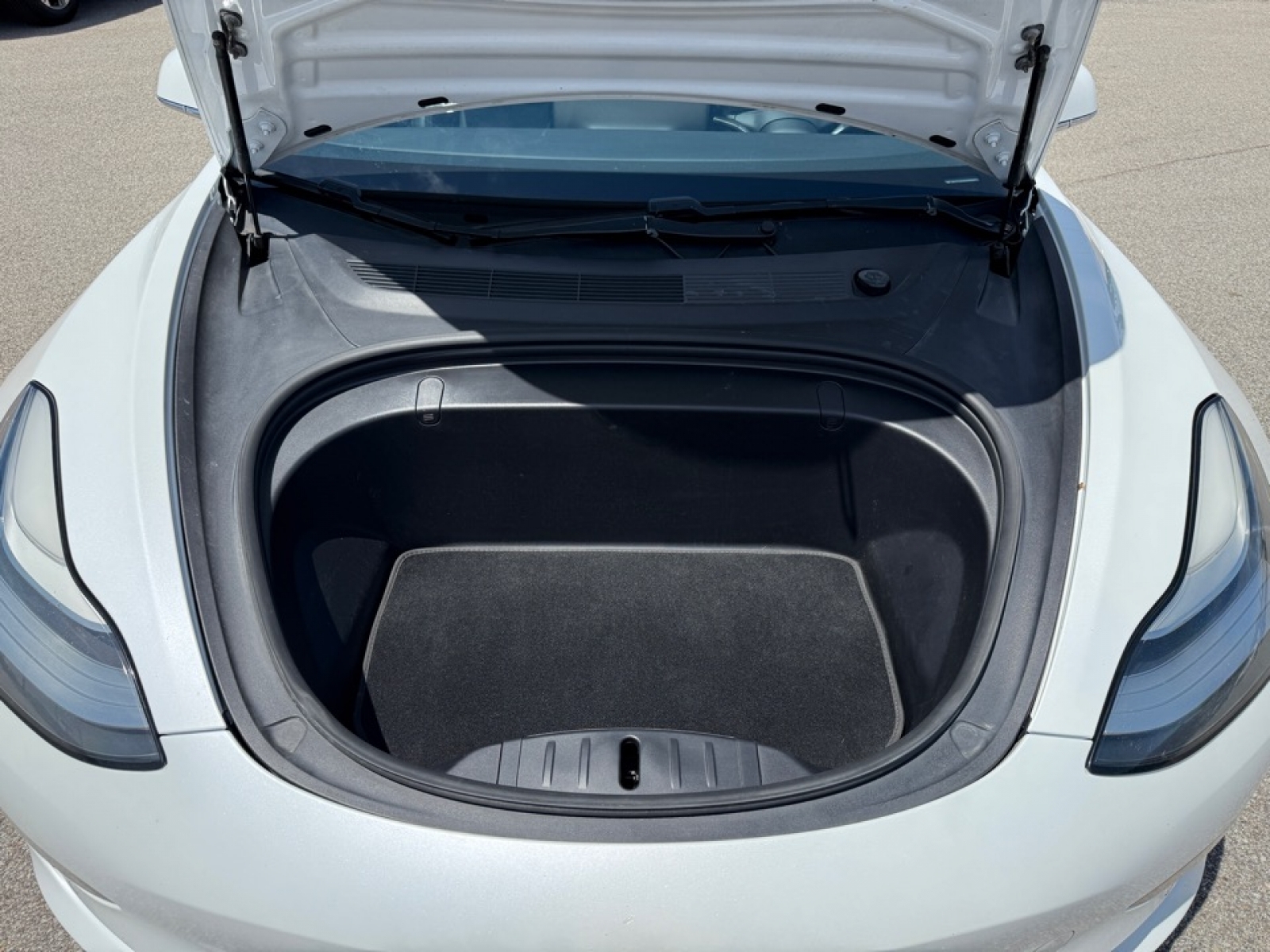 2019 Tesla Model 3 Long Range, 38426, Photo