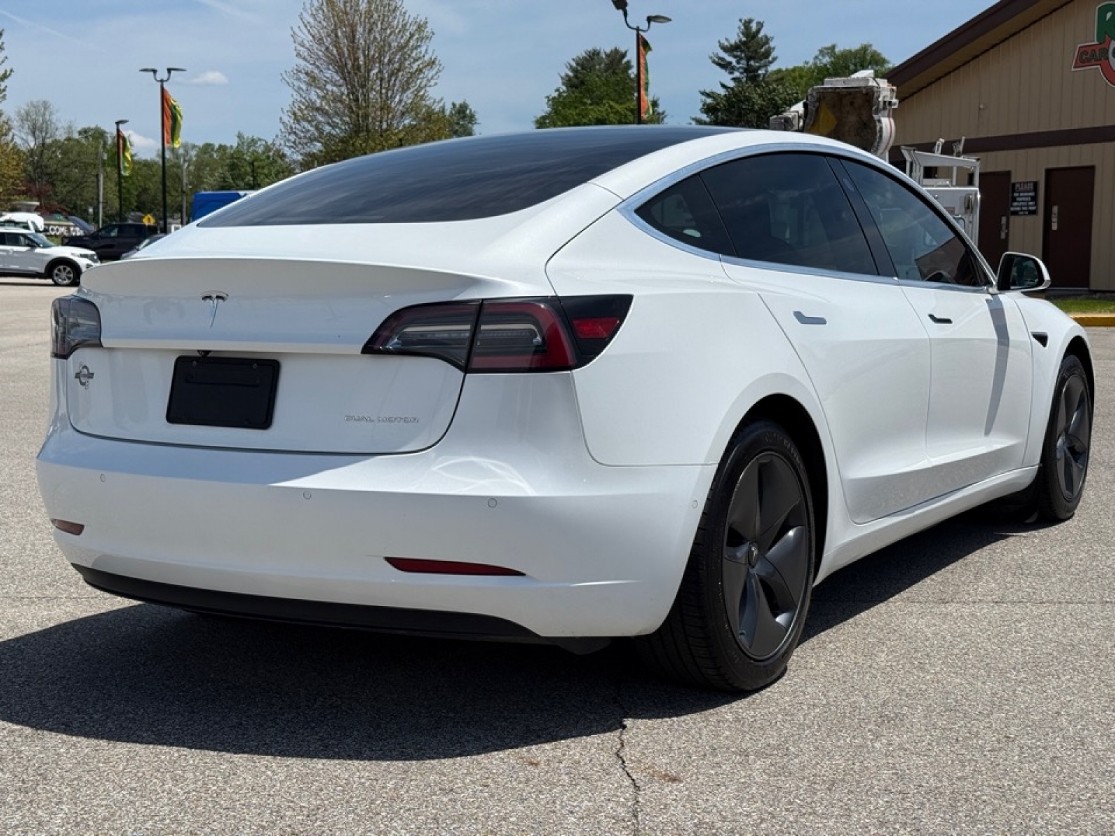 2019 Tesla Model 3 Long Range, 38426, Photo