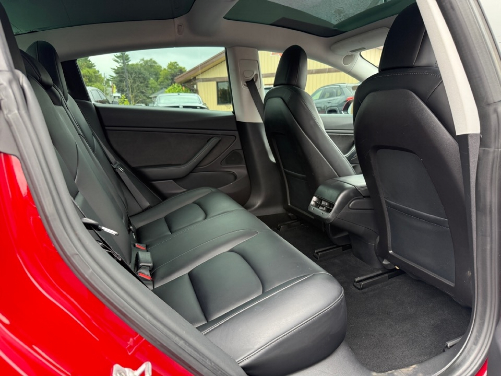 2019 Tesla Model 3 Mid Range photo 15