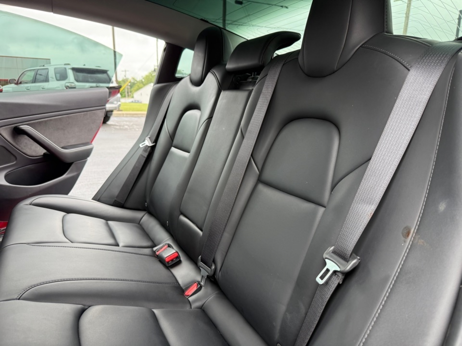 2019 Tesla Model 3 Mid Range photo 17