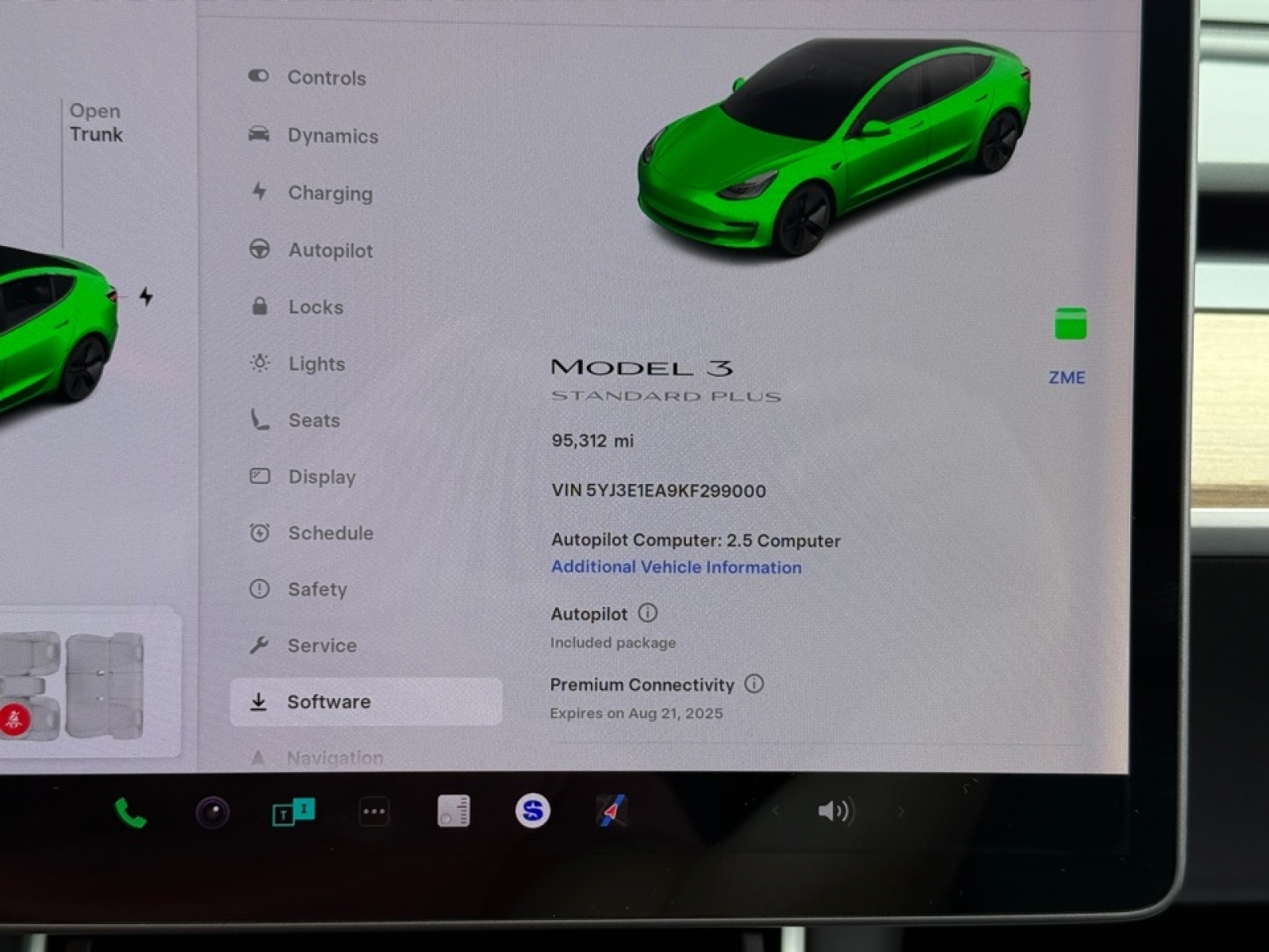 2019 Tesla Model 3 Mid Range photo 21