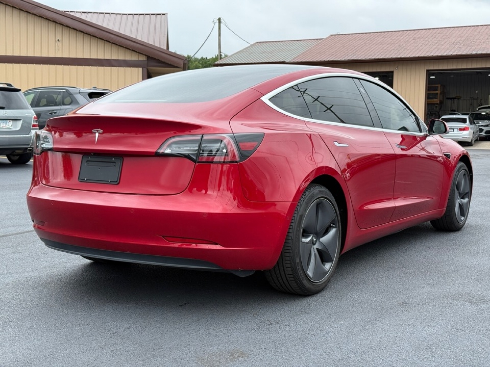 2019 Tesla Model 3 Mid Range photo 8