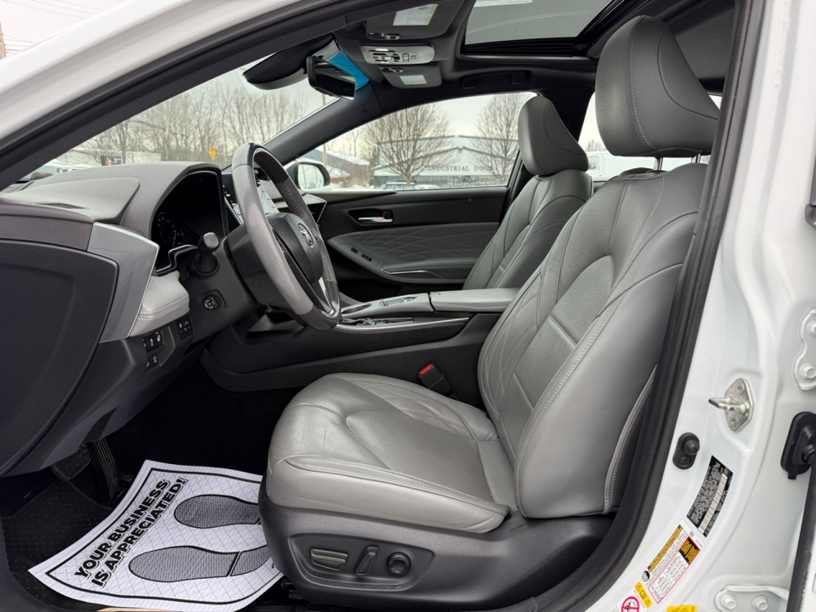 2019 Toyota Avalon Limited, 39318, Photo