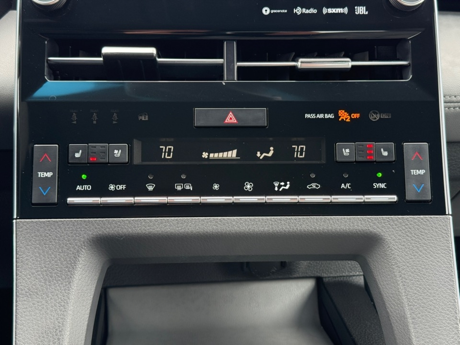 2019 Toyota Avalon Limited, 39318, Photo