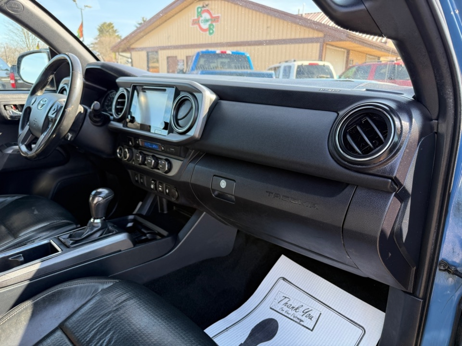 2019 Toyota Tacoma SR5 V6, 39523, Photo