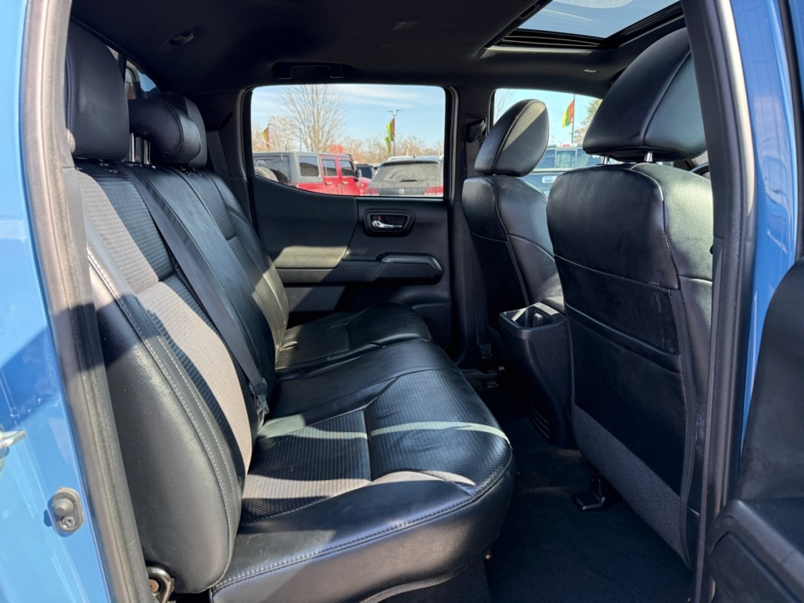 2019 Toyota Tacoma SR5 V6, 39523, Photo