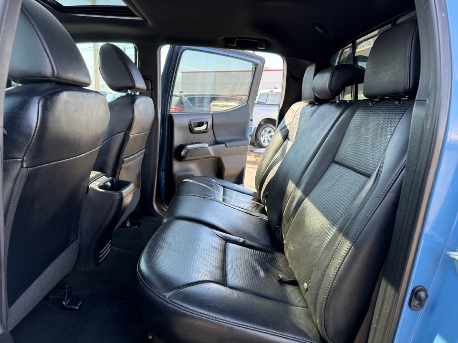2019 Toyota Tacoma SR5 V6, 39523, Photo