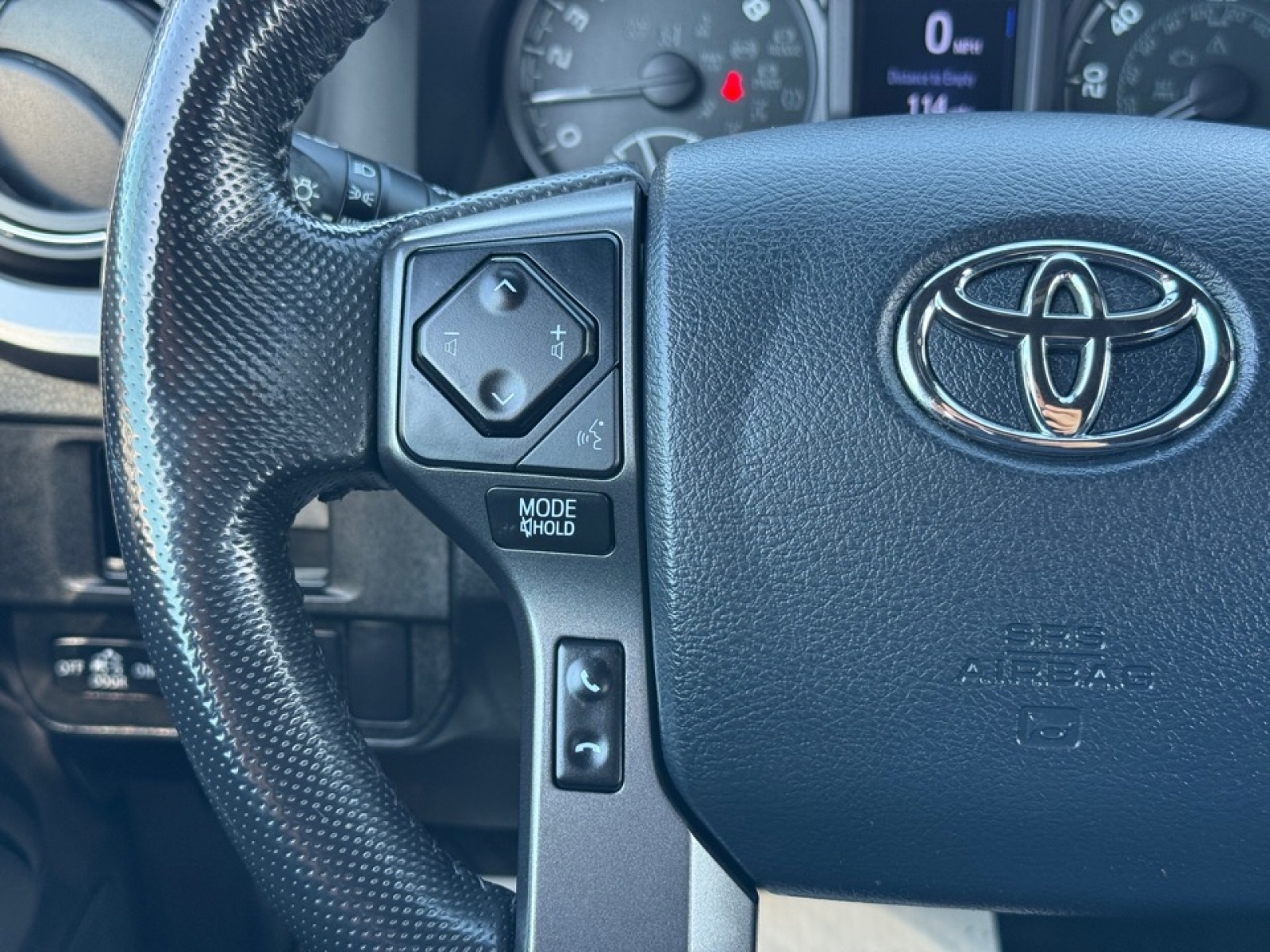 2019 Toyota Tacoma SR5 V6, 39523, Photo