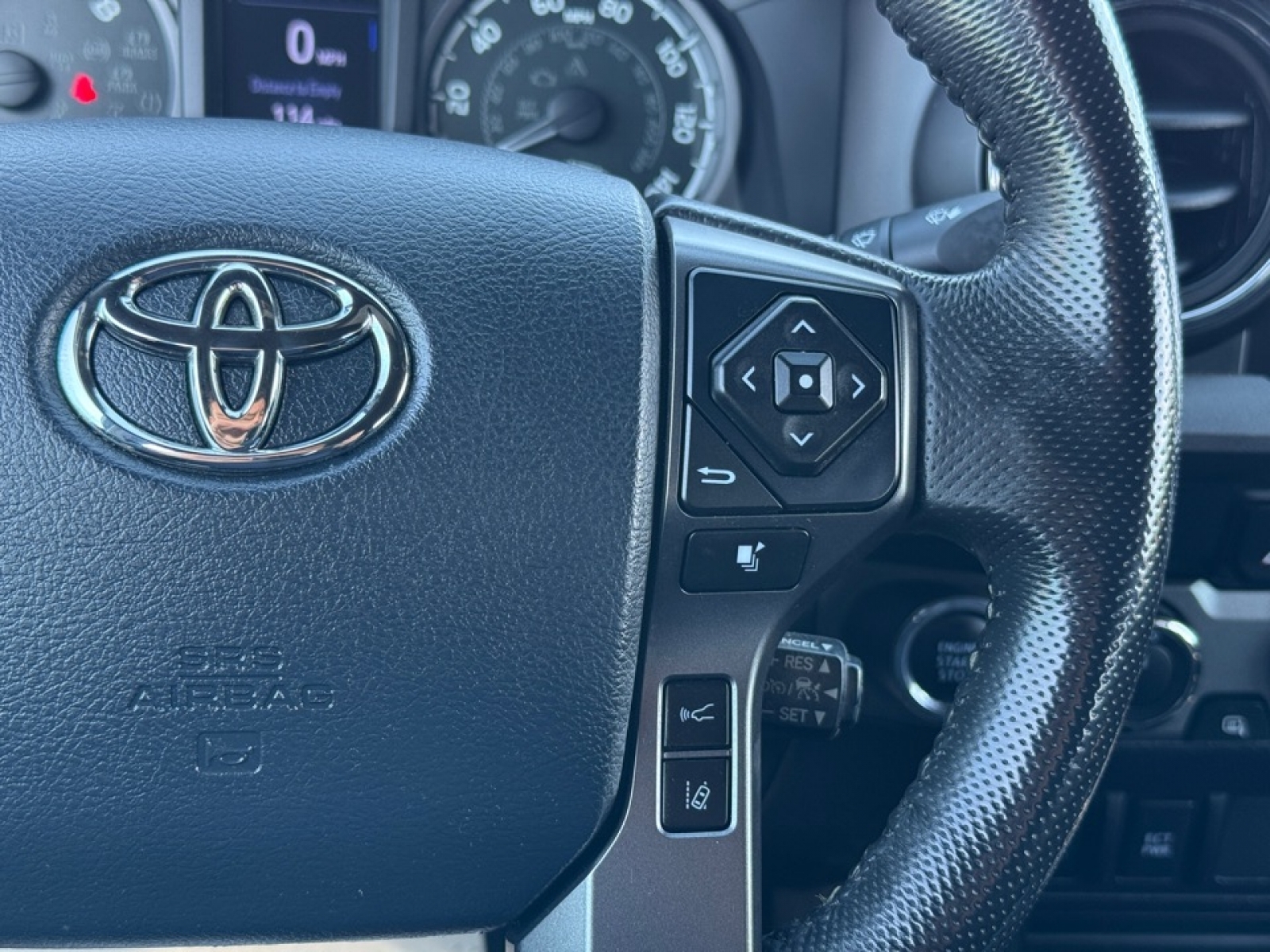 2019 Toyota Tacoma SR5 V6, 39523, Photo