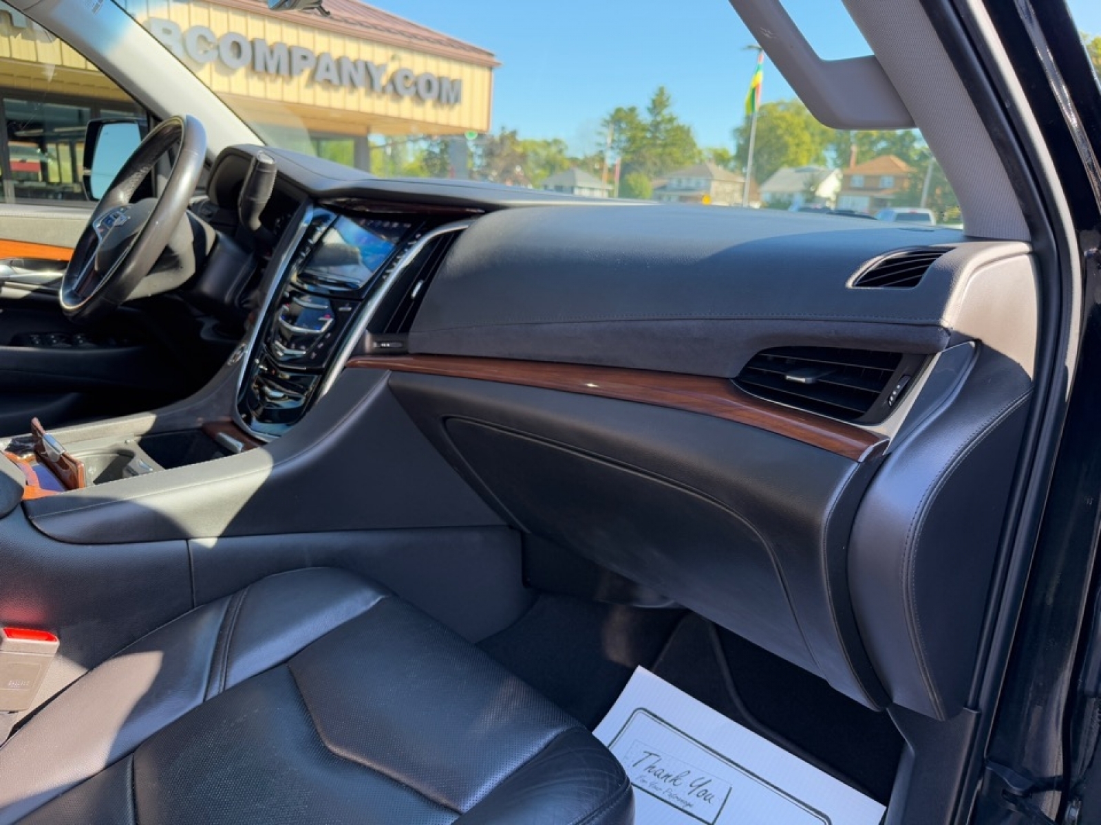 2020 Cadillac Escalade 4WD Luxury, 38996, Photo