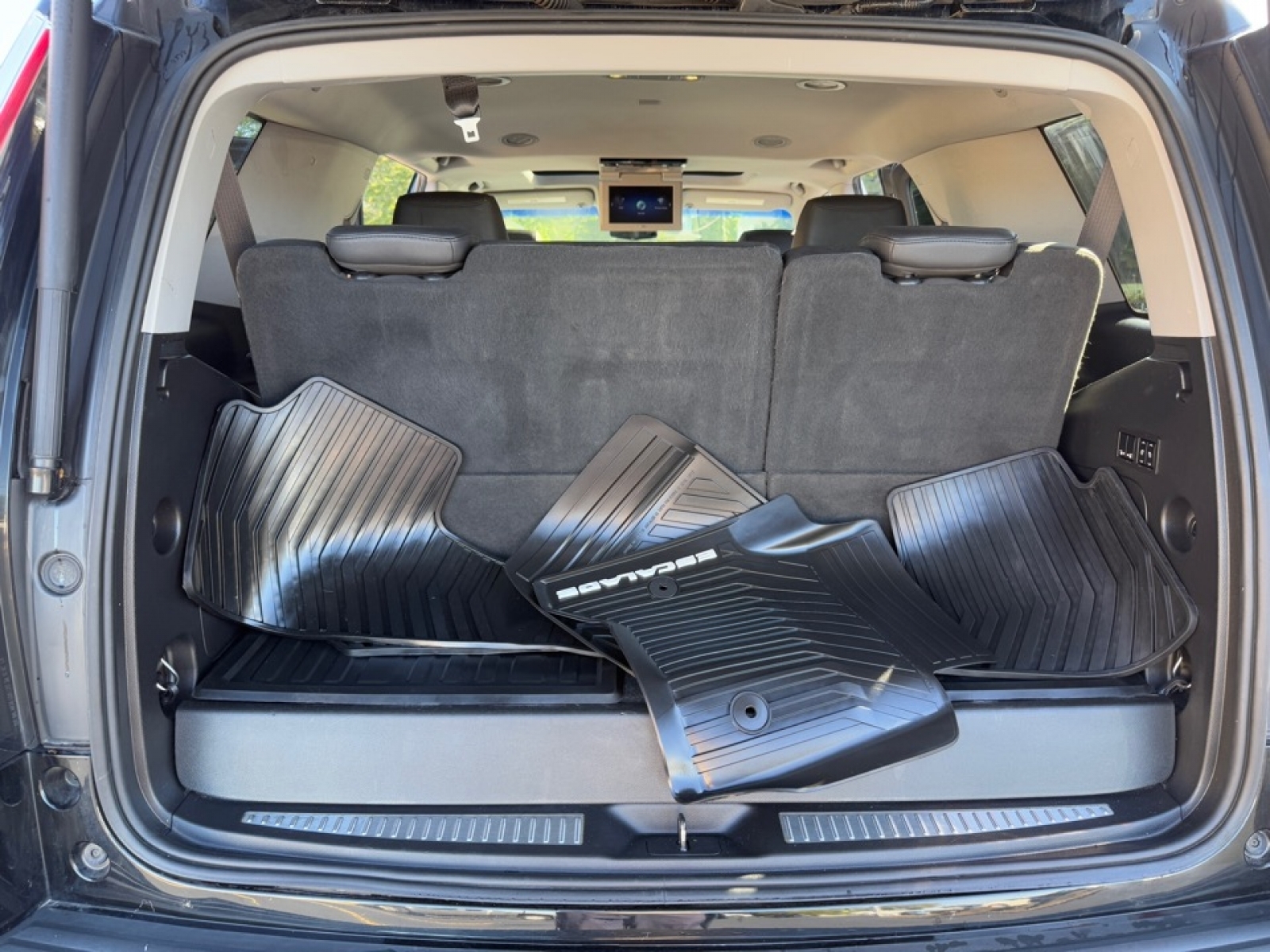 2020 Cadillac Escalade 4WD Luxury, 38996, Photo